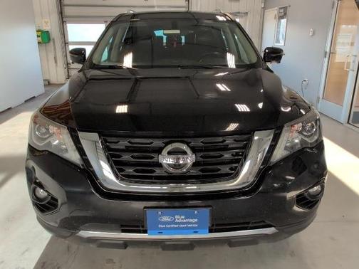 2020 Nissan Pathfinder Platinum