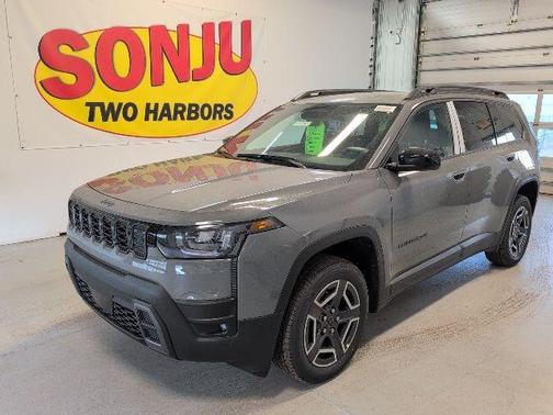 Sting Gray Clearcoat 2026 Jeep Cherokee LAREDO/LIMITED