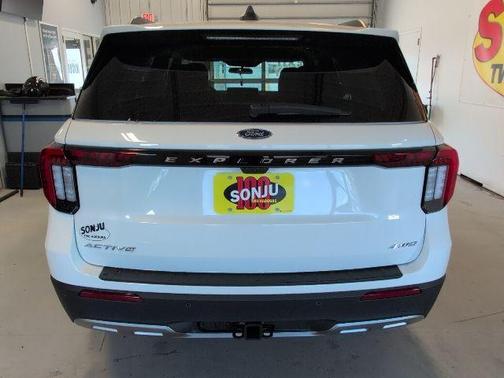 Star White 2026 Ford Explorer Active