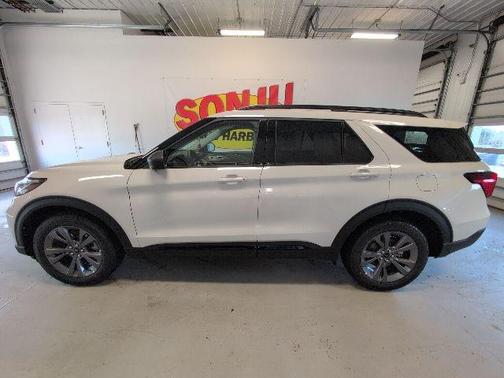 Star White 2026 Ford Explorer Active