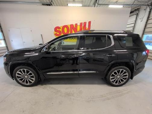 2021 GMC Acadia Denali