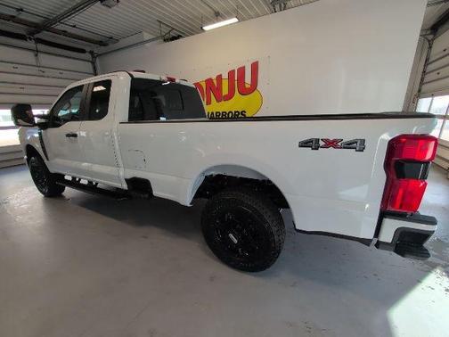 Oxford White 2026 Ford F-250 XL