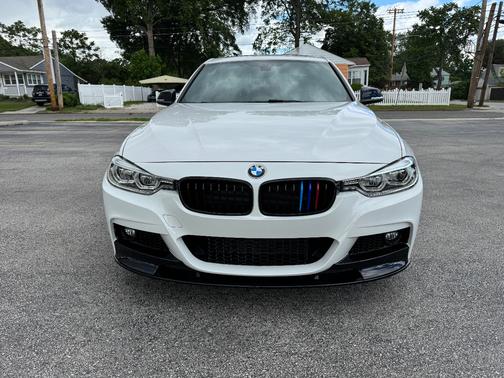 2018 BMW 330 i