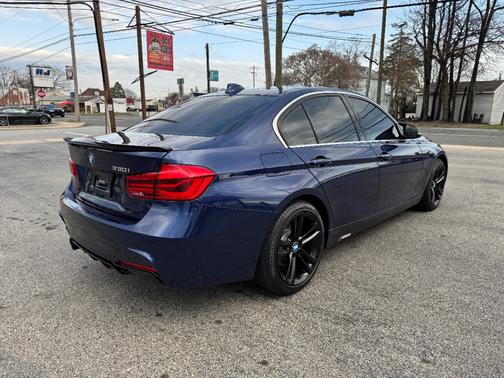 2017 BMW 330 i
