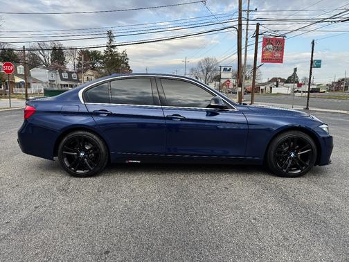 2017 BMW 330 i