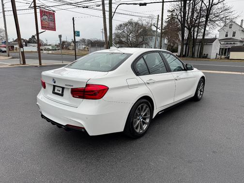 2018 BMW 320 i