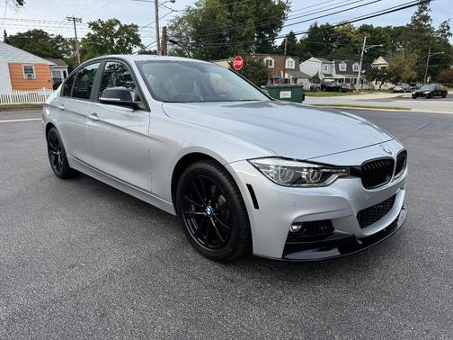 Silver 2018 BMW 320 i xDrive