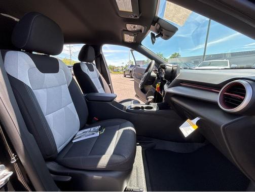 Mosaic Black Metallic 2026 Chevrolet Trax FWD 1RS