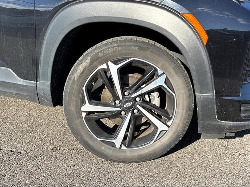 Mosaic Black Metallic 2022 Chevrolet Trailblazer RS