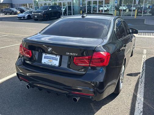 2017 BMW 340 340i