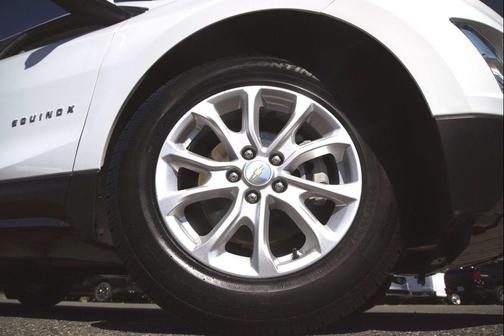 Summit White 2019 Chevrolet Equinox 1LT