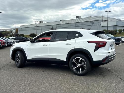2025 Chevrolet Trax FWD 1RS