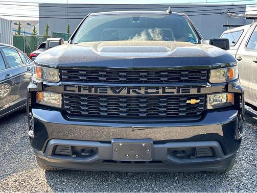 Black 2021 Chevrolet Silverado 1500 Custom