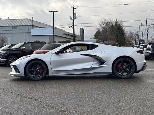 2026 Chevrolet Corvette Stingray w/1LT