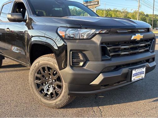 Black 2026 Chevrolet Colorado WT
