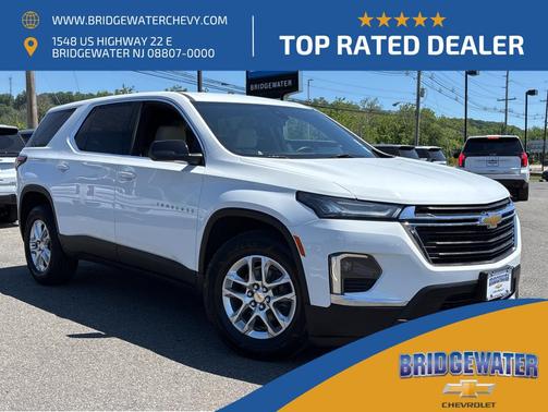 Summit White 2023 Chevrolet Traverse LS