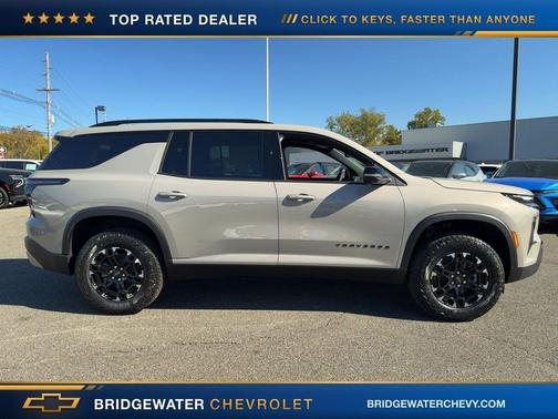Sandstone Gray 2027 Chevrolet Traverse AWD Z71