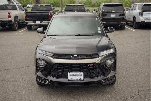 Mosaic Black Metallic 2023 Chevrolet Trailblazer RS