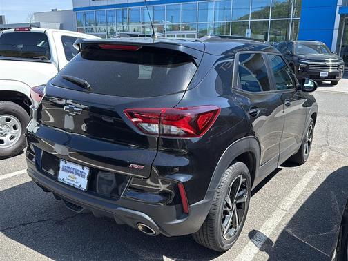 Mosaic Black Metallic 2023 Chevrolet Trailblazer RS