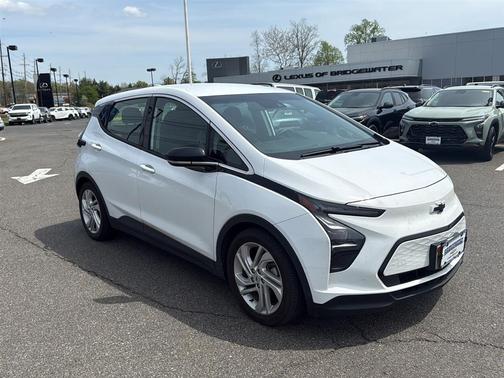 Summit White 2023 Chevrolet Bolt EV FWD 1LT