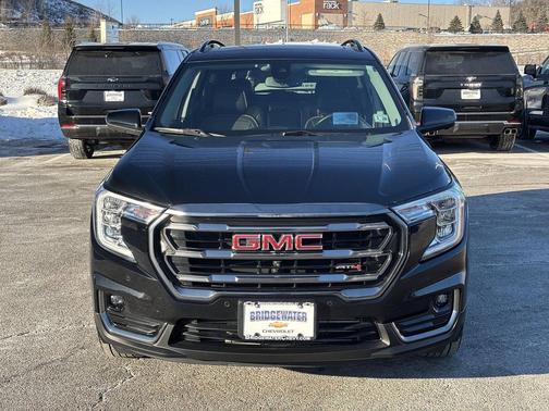 2022 GMC Terrain AWD AT4
