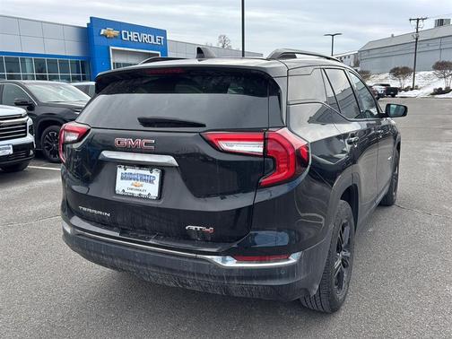 2022 GMC Terrain AWD AT4