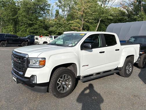 Summit White 2021 GMC Canyon AT4