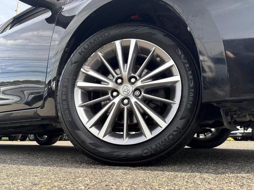 2014 Toyota Corolla LE Premium