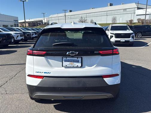 Summit White 2023 Chevrolet Bolt EUV FWD Premier