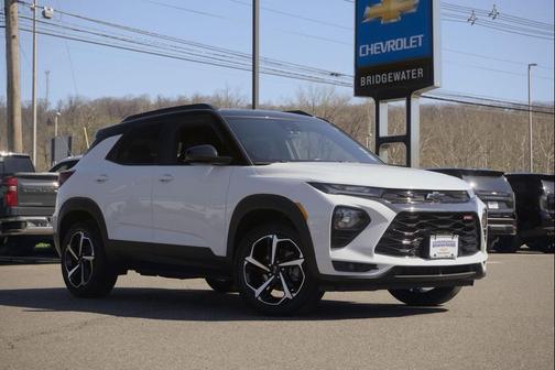Summit White 2023 Chevrolet Trailblazer RS