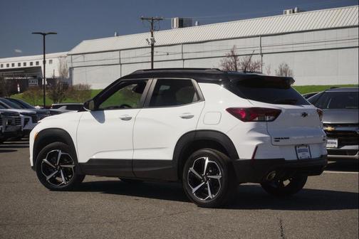 Summit White 2023 Chevrolet Trailblazer RS