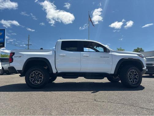 2025 Chevrolet Colorado ZR2