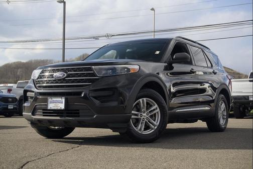 AGATE BLACK METALLIC 2020 Ford Explorer XLT
