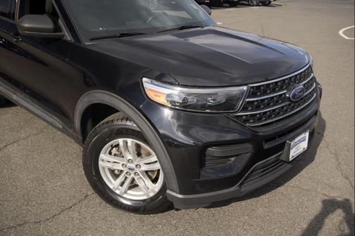 AGATE BLACK METALLIC 2020 Ford Explorer XLT