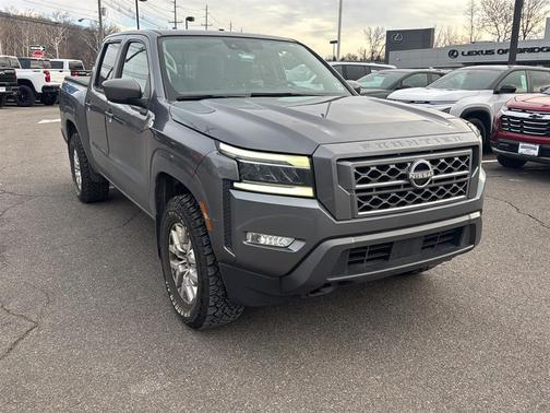 2022 Nissan Frontier SV