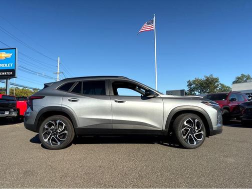 2025 Chevrolet Trax FWD 2RS