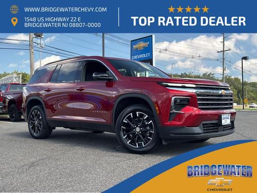 2025 Chevrolet Traverse LT