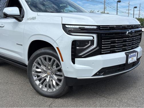 Polar White Tricoat 2026 Chevrolet Tahoe 4WD High Country