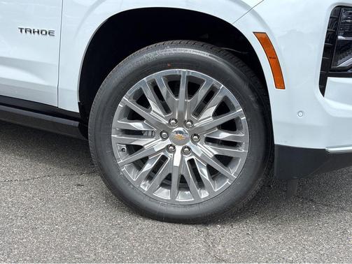 Polar White Tricoat 2026 Chevrolet Tahoe 4WD High Country