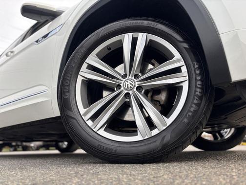 2019 Volkswagen Atlas 3.6L SEL