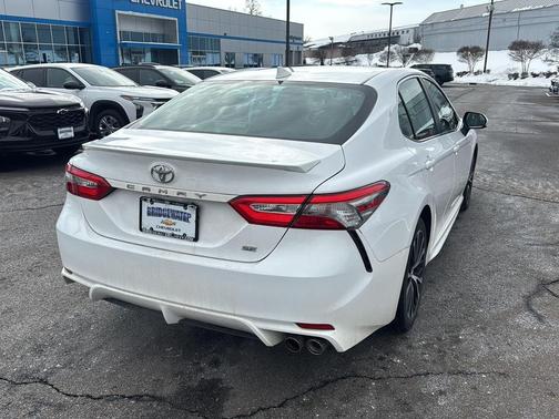2019 Toyota Camry XLE