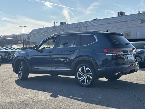 2021 Volkswagen Atlas 3.6L SEL Premium