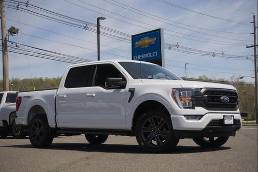 OXFORD WHITE 2022 Ford F-150 XLT