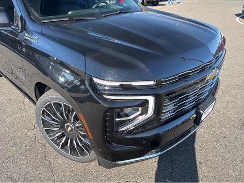 2025 Chevrolet Tahoe 4WD High Country