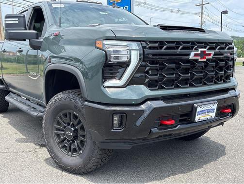 Cypress Gray 2026 Chevrolet Silverado 2500 Crew Cab, Standard Bed, XR2, 4WD