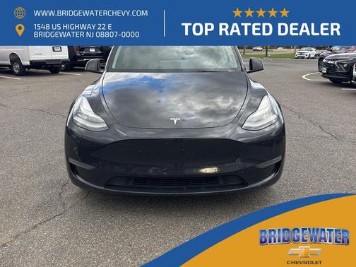 2022 Tesla Model Y Long Range Dual Motor All-Wheel Drive