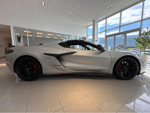 Blade Silver Metallic 2026 Chevrolet Corvette Z06