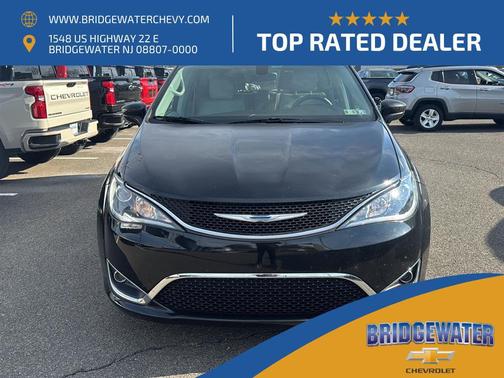 2018 Chrysler Pacifica Touring-L