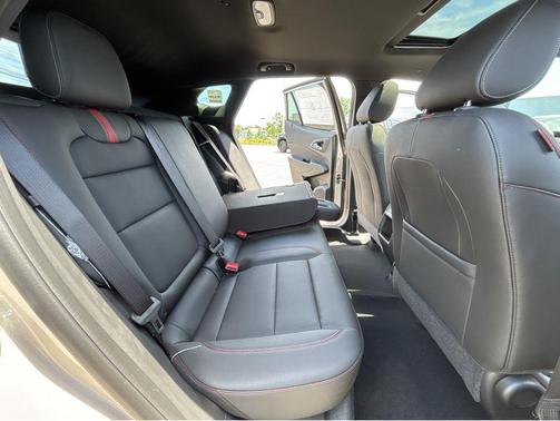 White Sands 2026 Chevrolet Trax FWD 2RS