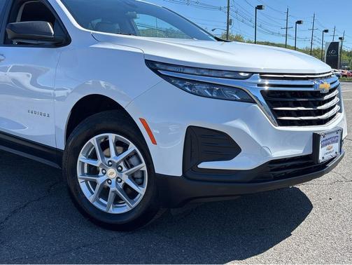 Summit White 2023 Chevrolet Equinox LS